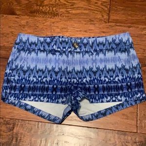 Amer Eagle pattern shorts